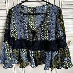 It’s Me Embroidered Blouse (S)